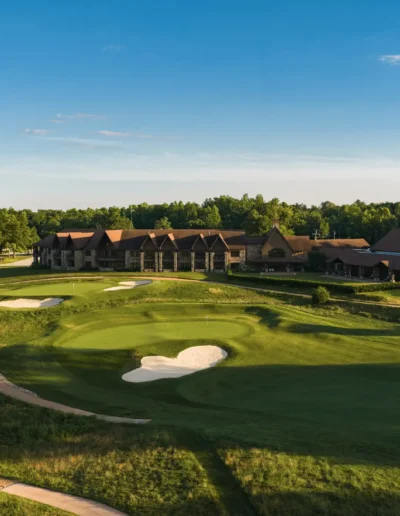sewanee golf resort clubhouse and green (1)